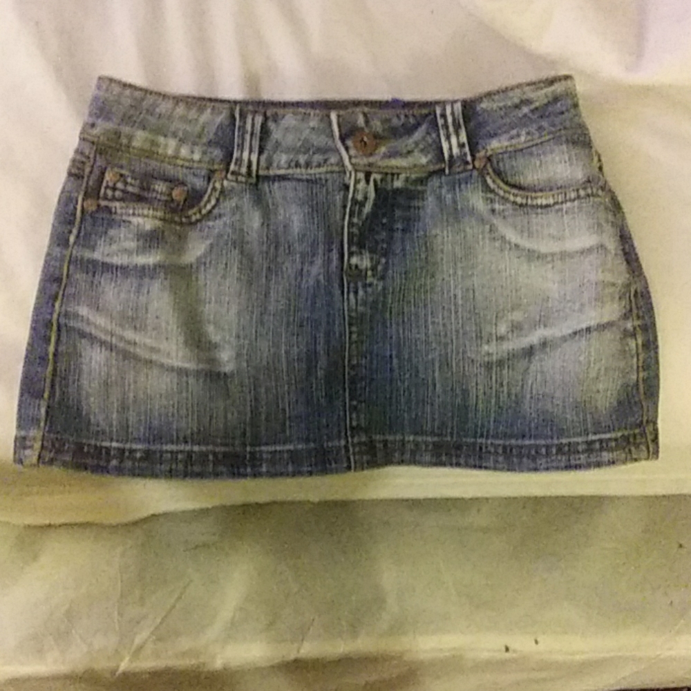 Size 3 women's jean skirt